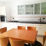 Casa Iside In Apartamento *