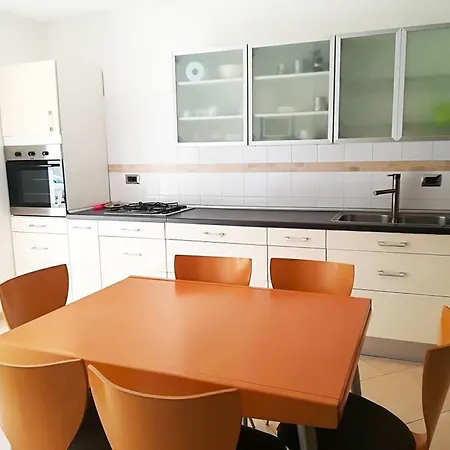 Casa Iside In דירה *