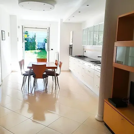 Apartment Casa Iside In *